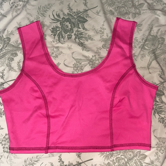 PINK TWO PIECE SPORTS LEGGINGS WITH TOP - Picture 3 of 3